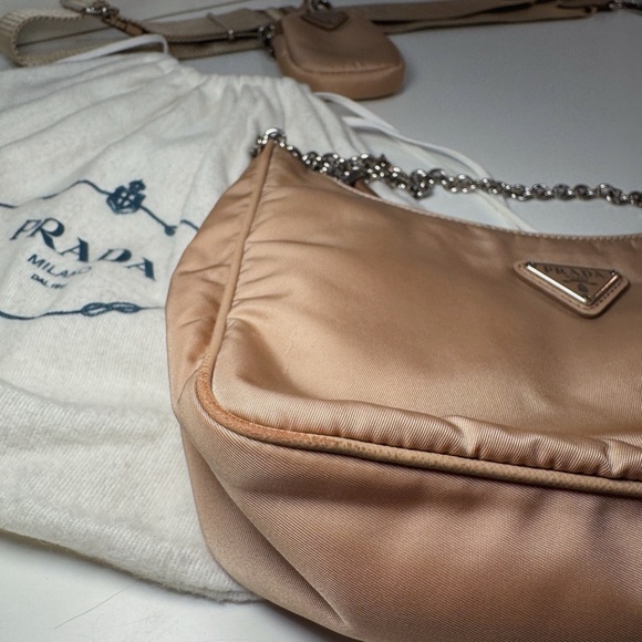 Prada Re-edition 2005 Nylon Bag NUDE - Picture 10 of 16